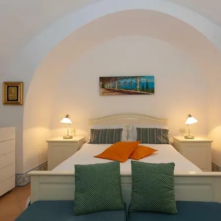 Stella Maris 펜션 *